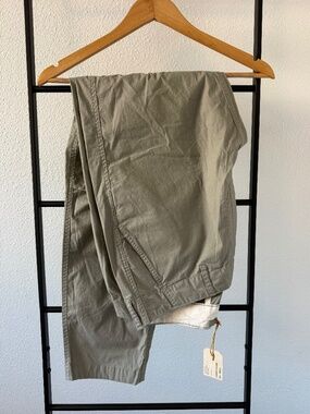 Relwen Flyweight Flex Chino – Lightweight Stretch Sateen